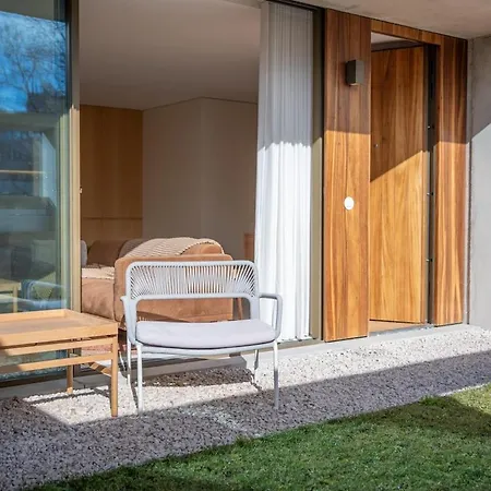 The Vermillion - Private Garden With Pool Access Appartement *