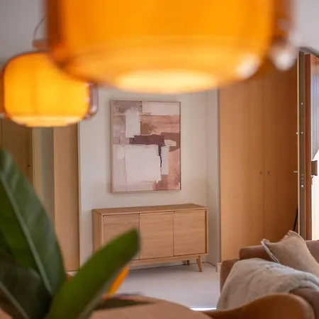 Apartamento The Vermillion - Private Garden With Pool Access