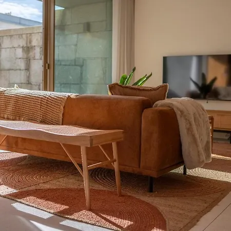 The Vermillion - Private Garden With Pool Access Appartement